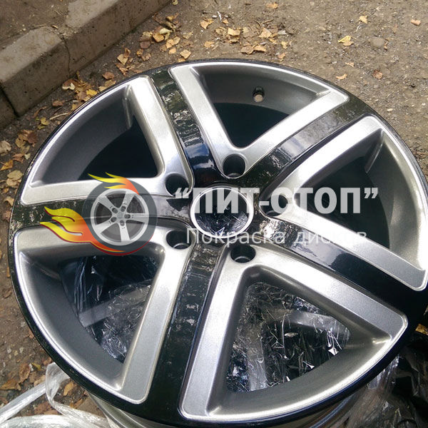 Окраска диска в черный глянец и серебро